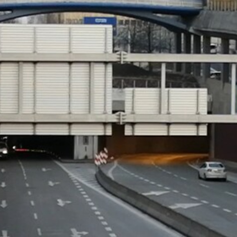 Média: Tichý asfalt nestačí, auta u Královopolského tunelu v Brně musí přibrzdit