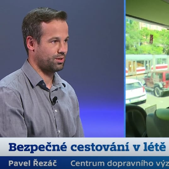 Nehoda autobusů na D2