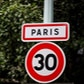TZ: Paříž zavedla rychlostní limit 30 km/h na většině svých silnic. Kvůli bezpečnosti a hluku